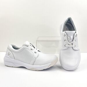Nurse Mates Corby Shoes Womens 6M White Leather Nursing Slip Resistant